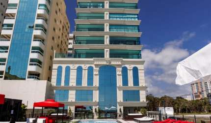 Apartamento de 4 suítes em 24 vezes para pagar ! em meia praia
