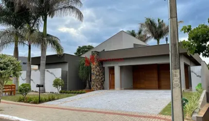 Linda Casa Alto Padrão em Sun Lake Residence, Londrina/PR