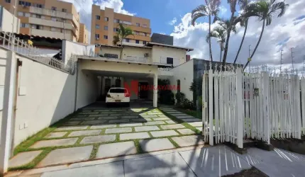 Casa Sobrado em Jardim Adriana I, Londrina/PR