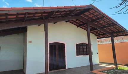 AMPLA CASA COM EDÍCULA NA PRAIA LADO PRAIA - TERRENO COM 360M²
