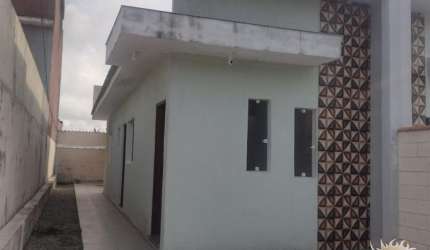 CASA NA PRAIA A 5 MINUTOS DO CENTRO DA CIDADE