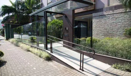 Confortável Apartamento à Venda no Bairro Atiradores, Joinville/SC - Ideal para Famílias