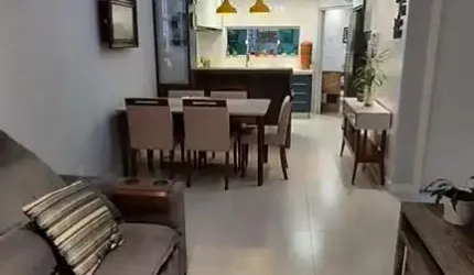 Casa Geminada Moderna à Venda no Bairro Glória, Joinville/SC - Conforto e Sofisticação