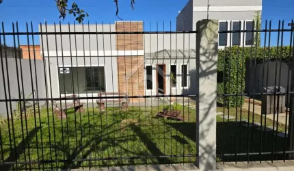 CASA À VENDA NO JARDIM CARVALHO