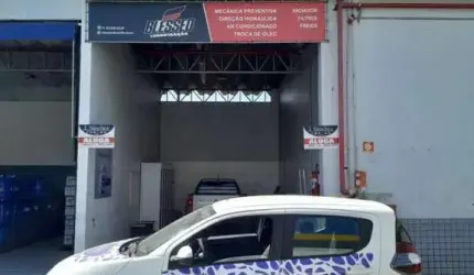 Salão Comercial para Locação em Itaquaquecetuba, Vila Ursulina, 1 banheiro, 2 vagas