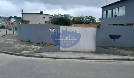 Casa Comercial para Locação em Itaquaquecetuba, Parque Recanto Mônica, 3 dormitórios, 2 banheiros, 2 vagas
