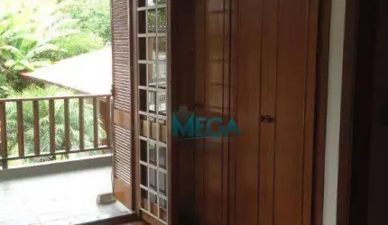 Maravilhosa! 450m², 3 suítes, 6 vagas de garagem no Jardim Prudência