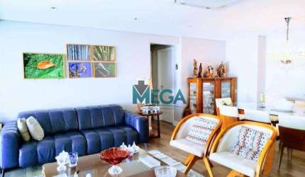 Belíssimo apartamento de 3 suítes com armários, 5 banheiros.