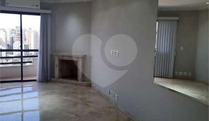 APARTAMENTO À VENDA EM PERDIZES, REFORMADO, COM 2 QUARTOS E  3 VAGAS.