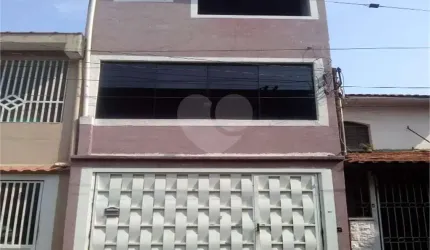 Sobrado à venda na região da Mooca