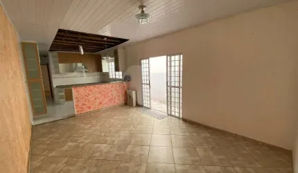 Casa térrea à venda na região do Imirim, 2 dormitórios, 2 vagas de garagem!