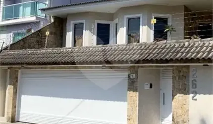 Casa assobradada no Tucuruvi, 4 quartos, 6 vagas