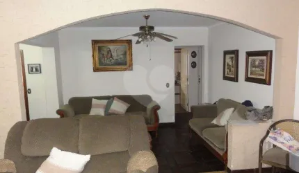 Santa Teresinha amplo sobrado