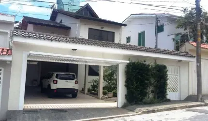 Sobrado Jardim França | 550m² | 3 Suítes | 8 Vagas | Espaço Gourmet e Lazer Completo