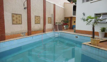 Sobrado Jardim França | 4 Suítes | 8 Vagas | 700m² | Espaço Gourmet e Lazer Completo