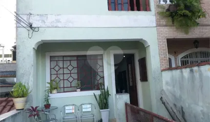 Venha morar bem! Excelente sobrado ao lado da Braz Leme.