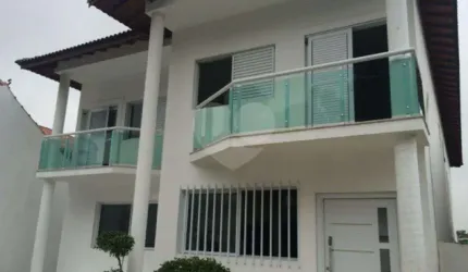 Sobrado Jardim França | 4 Suítes | 450m² | Espaço Gourmet | Lazer Completo