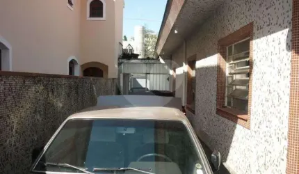 Casa Térrea Jardim São Paulo | 180m² | 2 Dormitórios | 9 Vagas | Edícula com 3 Andares