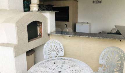 SOBRADO A VENDA NO TREMEMBÉ - 3 DORMS. (1 SUÍTE) E 5 VAGAS
