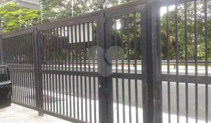 Prédio Comercial, em avenida de movimento, no bairro de Santana.