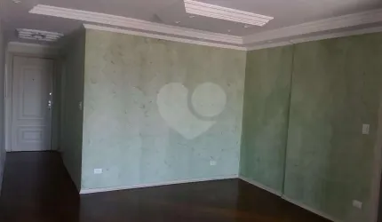 Belíssimo apartamento à venda na Água Fria