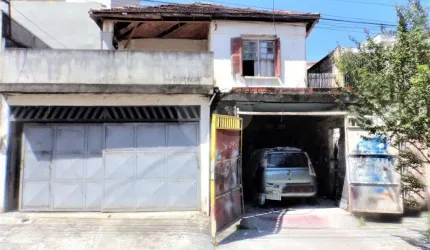 Investir é bom! Lucrar muito mais... terreno 10 x 50 com 4 casas, documentação ok!