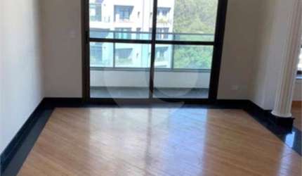 Apartamento em Vila Suzana