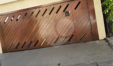 linda casa com excelente localização!!!!!!