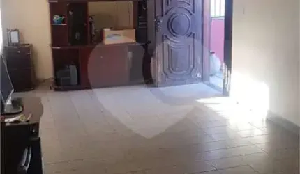 Sobrado impecável para venda