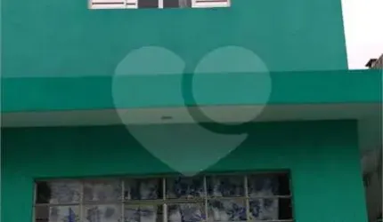 Sobrado bem localizado no Bairro de Artur Alvim - Casa Vendo Oportunidade