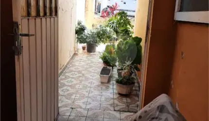 Casa com espaço Precisa de reforamas