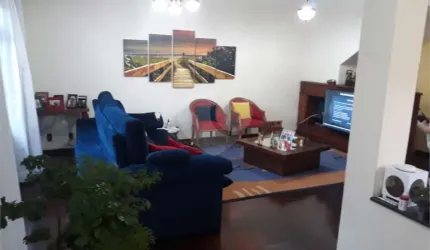 casa com 5 dormitórios e  churrasqueira
