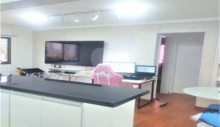 Apto com 38m 1 dorm 1 banheiro com 1 vaga de garagem