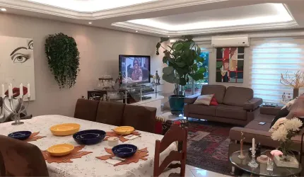Apartamento à venda Perdizes, a 80 m da Avenida Sumaré, com 3 dormitórios, (2 suítes), ar condicionado, 2 vagas.