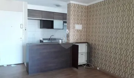 Ótimo apartamento Na rua Newton Prado no Bom Retiro