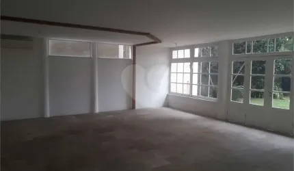 Casa no Pacaembu 300 m²
