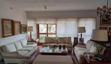 Lindoimóvel no Jardim São Bento  em rua totalmente residencial, com rápido acesso a Braz Leme , Sant