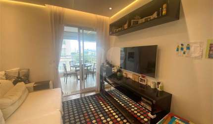 Apartamento na Barra Funda, 3 dormitorios, 2 vagas e varanda gourmet