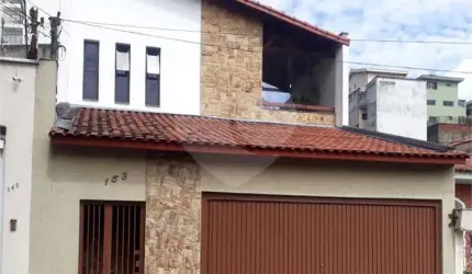 Excelente sobrado com 3 dormitórios!!!