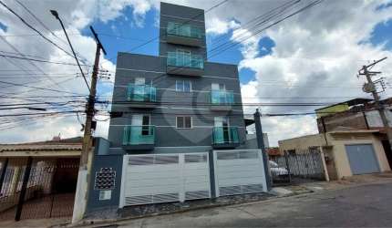 Apto em Condomínio Fechado com 02 dormitórios sem vaga de garagem - Vila Maria Alta