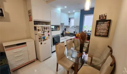 Apartamento mobiliado a venda na República