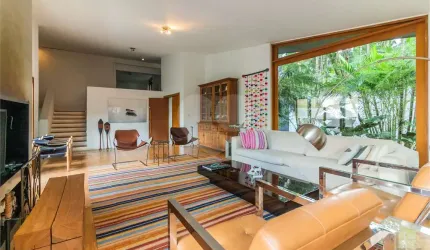 CASA À VENDA COM 4 SUÍTES - PISCINA COM ESPAÇO GOURMET - CITY BOAÇAVA.