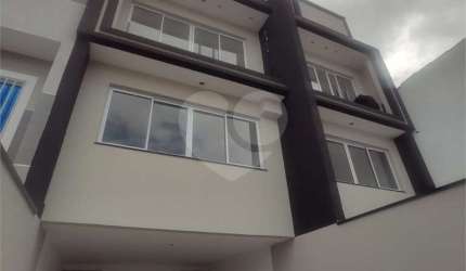 sobrado tres quartos sendo uma  suite duas vagas   tucuruvi