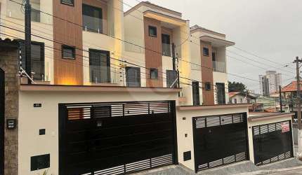 Lindo sobrado novo, bairro Parque Vitória