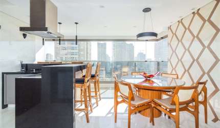 Apartamento para venda com 166,8 m, três suítes, três vagas na Saúde-SP