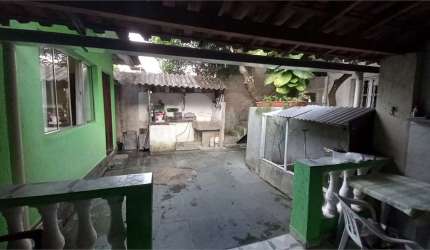 Terreno com 3 casas à venda -  Tremembé