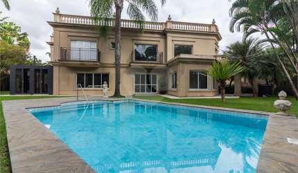 Casa à venda com 4 quartos em  ALTO DE PINHEIROS com 730 m²