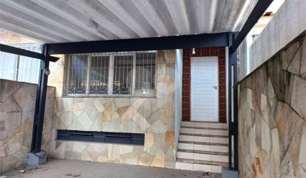 Sobrado a venda e locação no bairro da Vila Constança