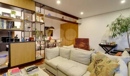 Apartamento com 135m² com 3 quartos e 3 vagas com piscina Sumaré Perdizes