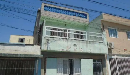 SOBRADO A VENDA COM 3 MORADIAS NA VILA MARIA